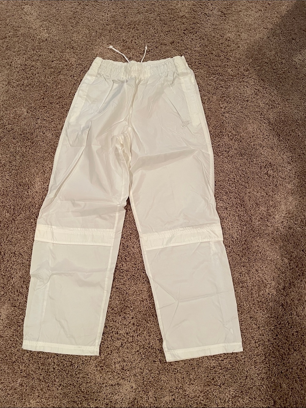 Gently worn Nike White Drawstring Utility Pants size large